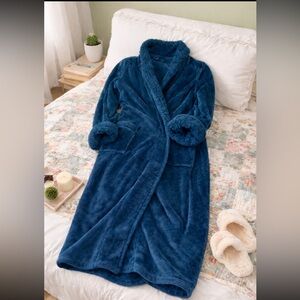 Natori Plush Teal Women's Robe
